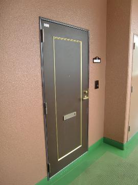 Other room space. Entrance door