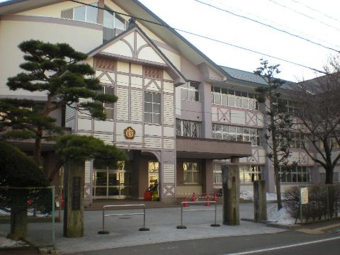 Other. 89m to Morioka Jonan elementary school (Other)