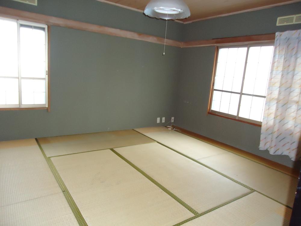 Non-living room. Second floor of the Japanese-style room