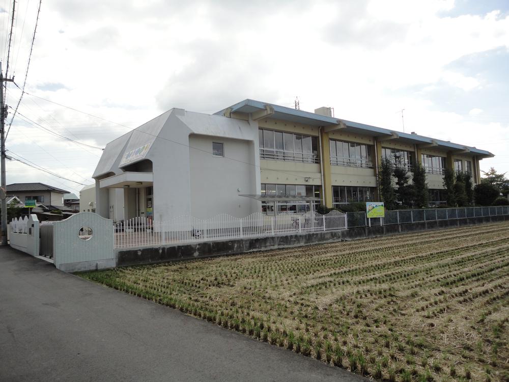 kindergarten ・ Nursery. 487m until Marugame municipal Shirohitsujisaru kindergarten