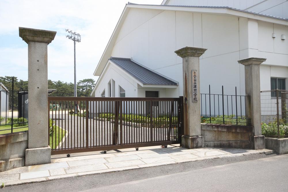 Primary school. Sanuki 620m up to municipal Tsuda Elementary School