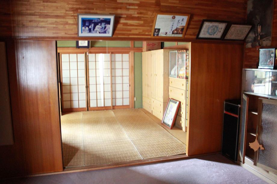 Non-living room