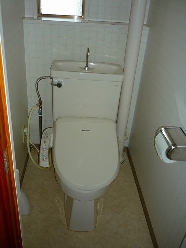 Toilet