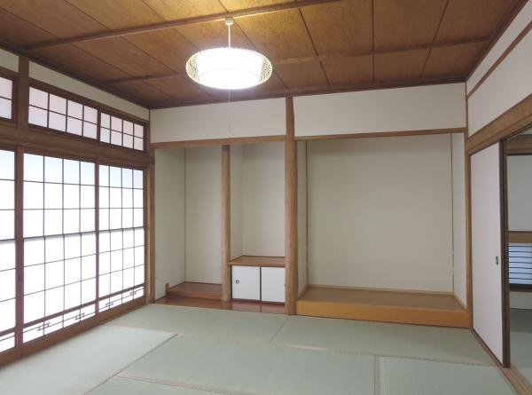 Non-living room. Sliding door ・ Bran Hakawa, Tatami was Omotegae