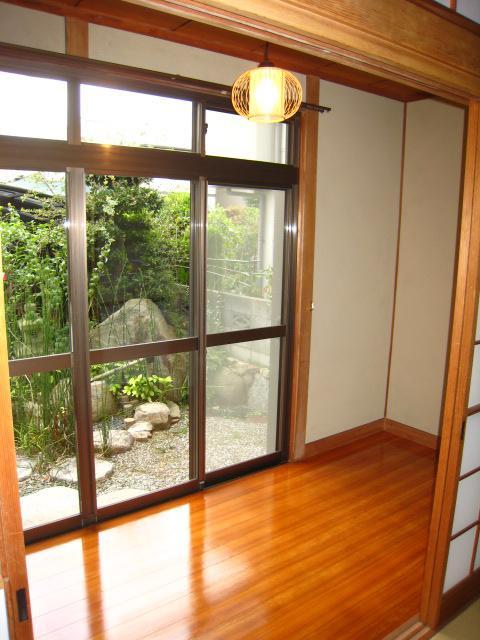 Other room space. Healing Japanese garden with a wide green