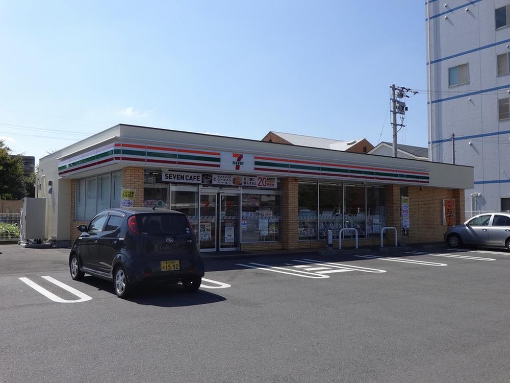 Convenience store. 300m to Seven-Eleven Takamatsu Matsunawa the town shop