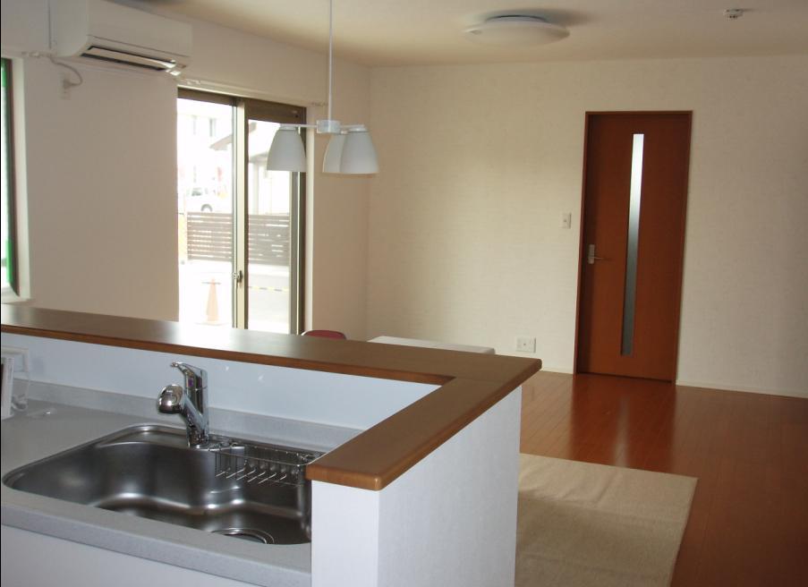 Living. Local (May 2013) Shooting