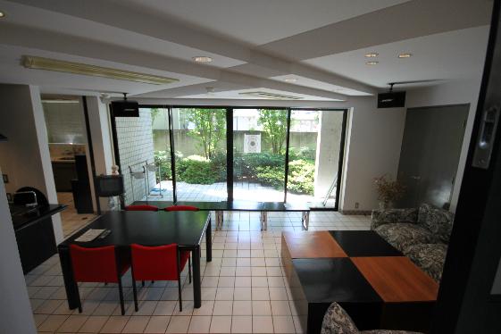 Living. Is a bright living room facing south.