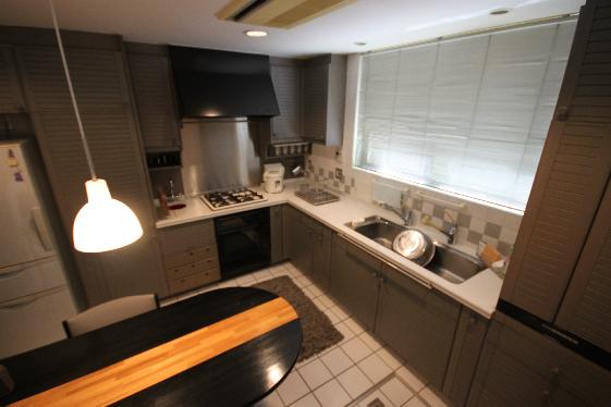 Kitchen. First floor kitchen is equipped with oven.