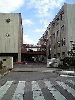 Junior high school. 880m to Ota junior high school