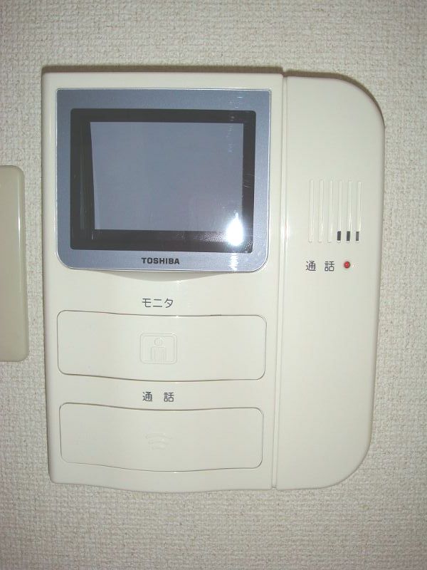 Security. Peace of mind in a camera-equipped intercom ・ safety!