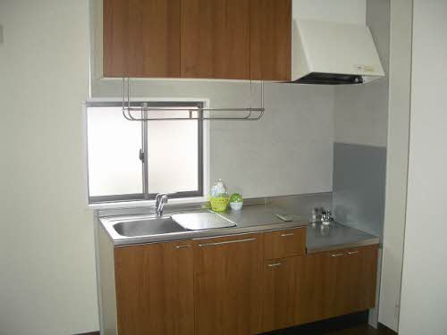 Kitchen. 1-202