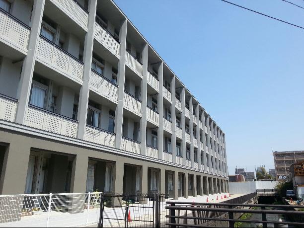 Other. Surrounding facilities: Ziyun junior high school