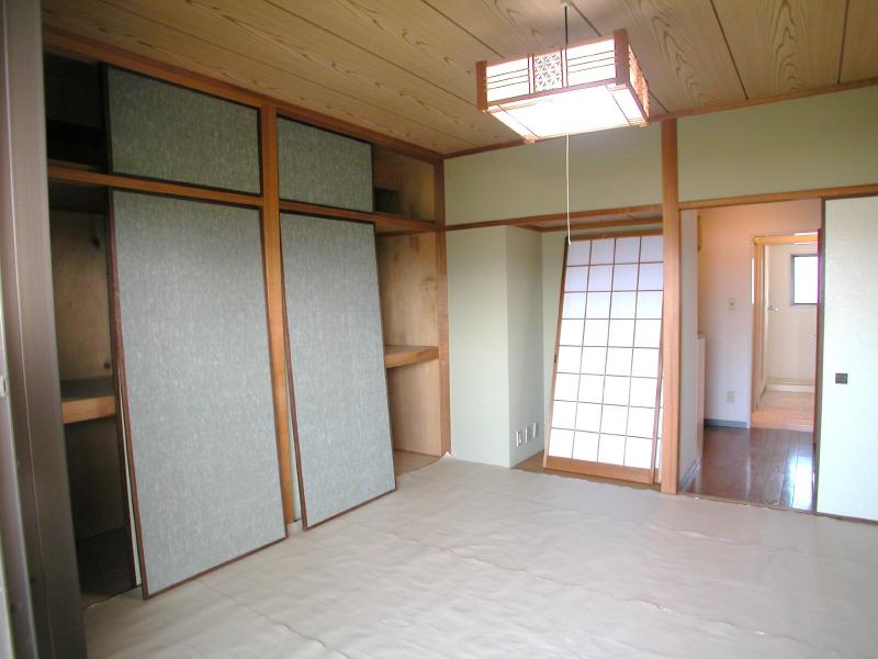 Living and room. Is a Japanese-style room