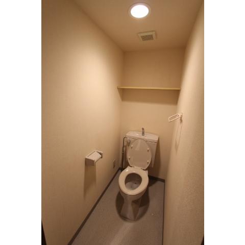 Other. Toilet spacious (^^)