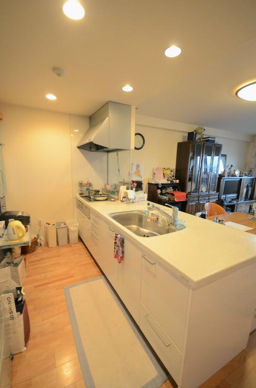 Kitchen. It is characterized by kitchen wide counter.