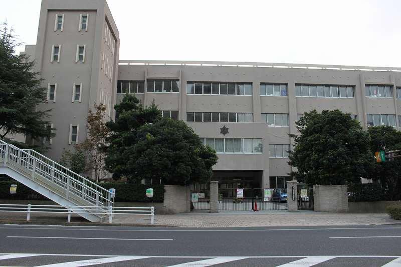 Primary school. Takamatsu Tatsukame 阜小 to school 1820m