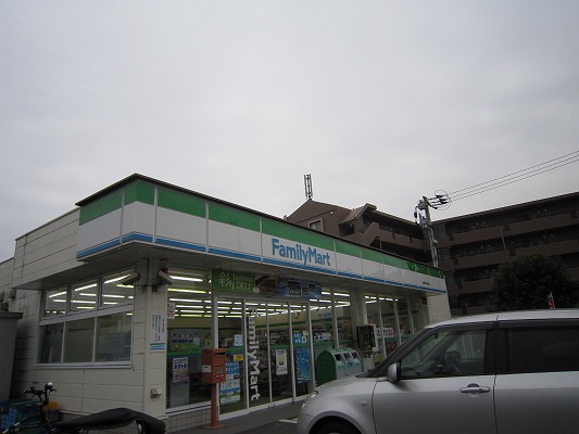 Convenience store. FamilyMart Aira Aoki water flow shop until (convenience store) 48m