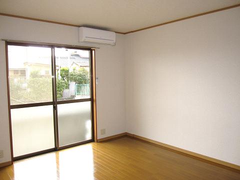 Living and room. It is a photograph of the same type by the room.