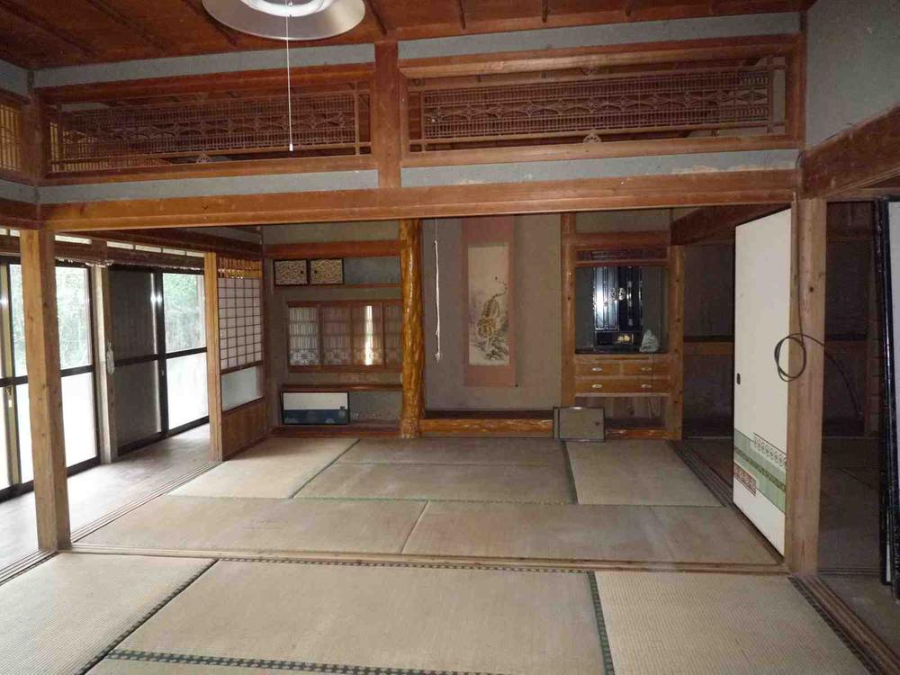 Non-living room. Japanese-style room 6 tatami * 2 between