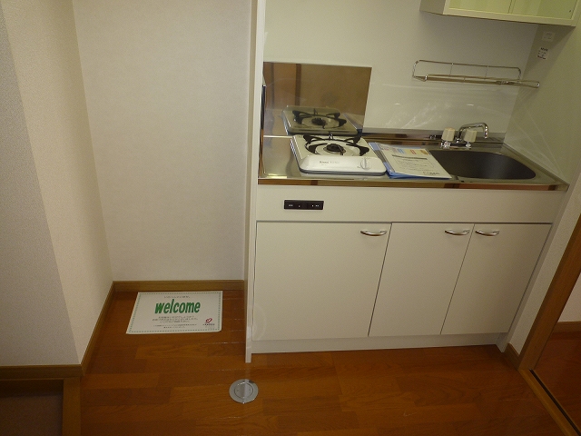 Kitchen. There is space Place the refrigerator in the kitchen next to ☆