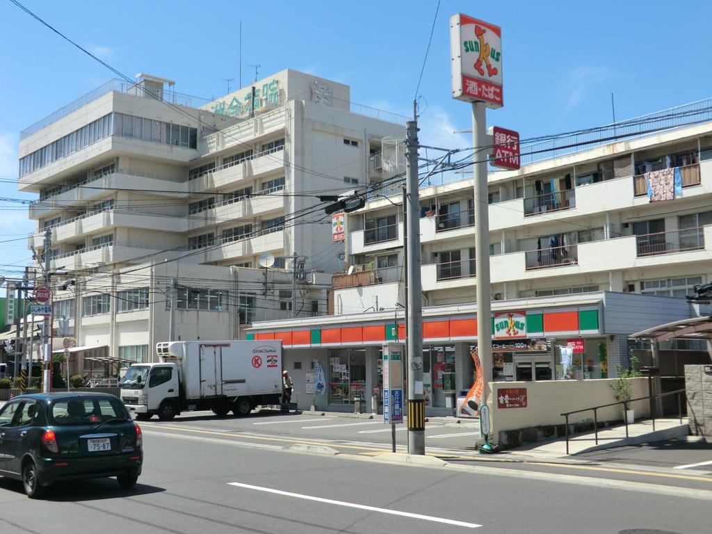 Convenience store. Thanks Arata Hachiman shop until the (convenience store) 390m
