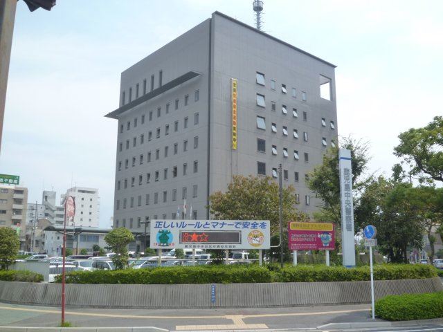Police station ・ Police box. Central police station (police station ・ Until alternating) 200m