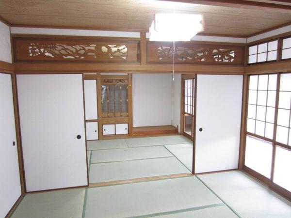 Non-living room. Connection between the Japanese-style room