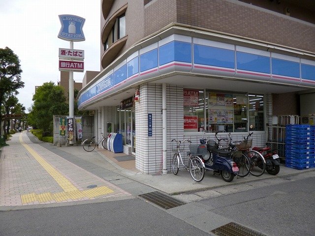 Convenience store. 258m until Lawson Kagoshima District based on electrostatic stop before the store (convenience store)