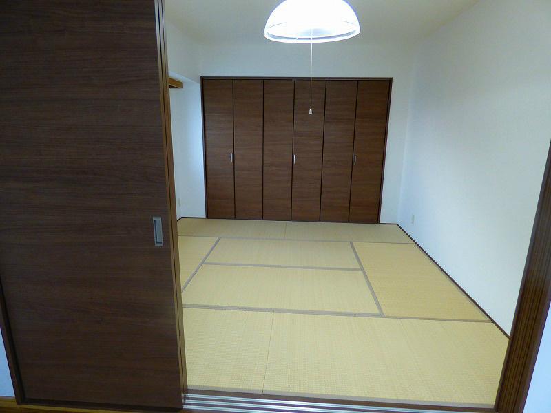 Other. Stylish design of the Japanese-style room.