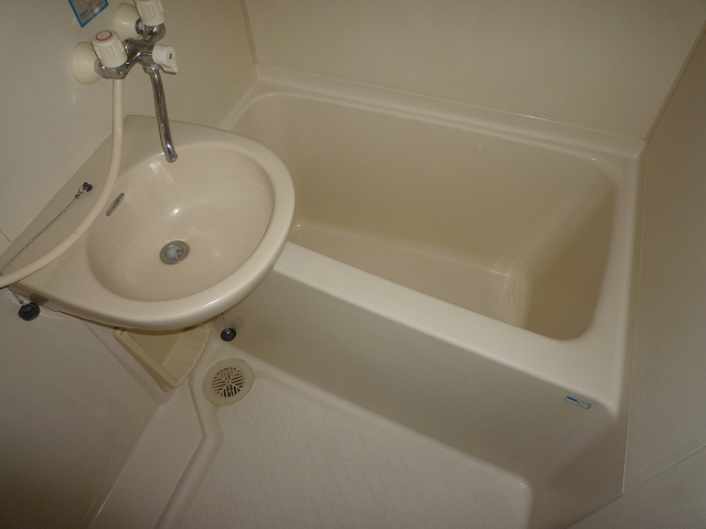 Bath. It is a leisurely Tsukareru tub there cleanliness