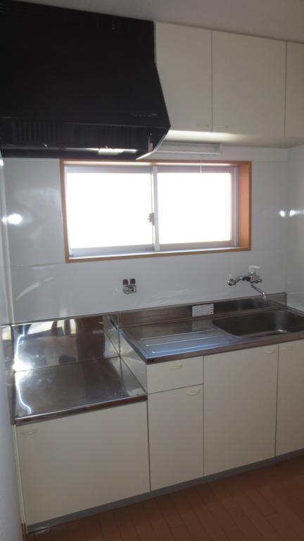 Kitchen. Bright kitchen with a window ☆