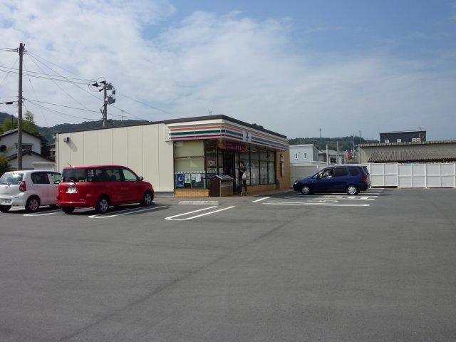 Convenience store. 965m to Seven-Eleven Kagoshima Hoshigamine shop