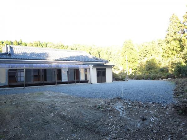 Local appearance photo. Backyard was leveling crowded laying crushed stone