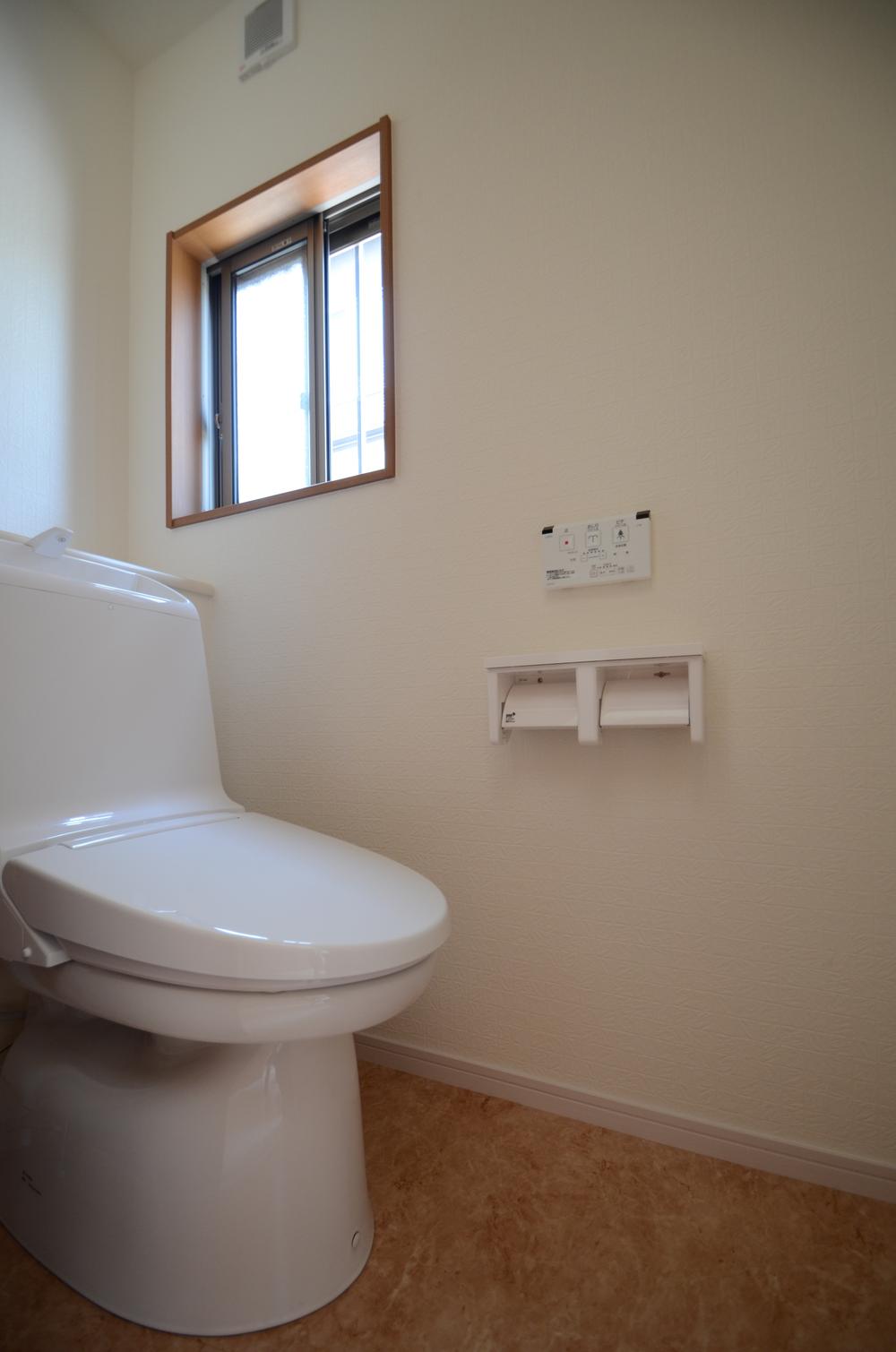 Toilet. Toilet of simple space. You can also enjoy Petit interior in a small window