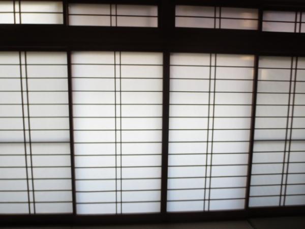 Non-living room. Japanese-style shoji also sliding door also re-covered already ☆ 