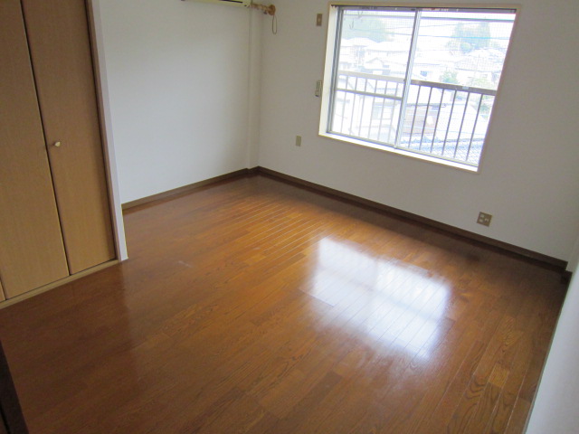 Living and room. Brokerage fee also deposit key money 0 yen 0 yen in what now if two months rent free!
