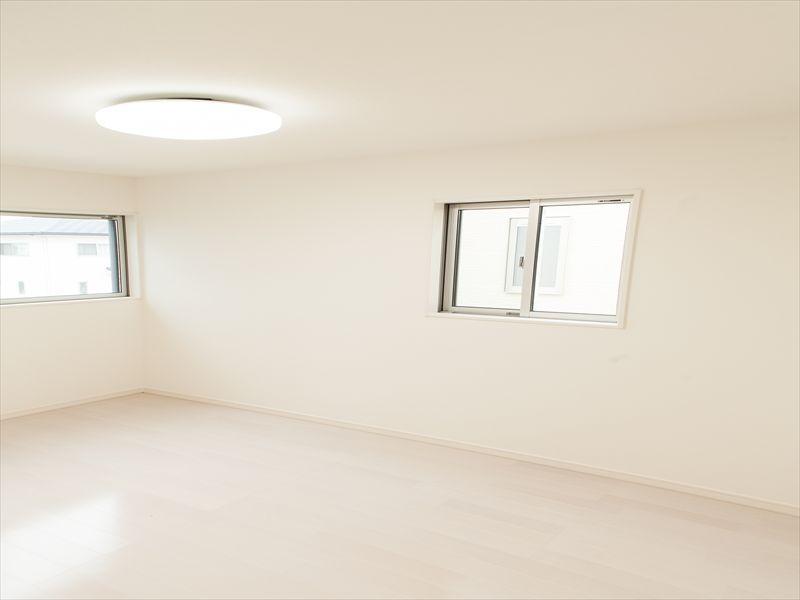 Other introspection. Also unified in white children's room. 6 is a tatami and 4.5 tatami. Full of cleanliness, Spacious space.