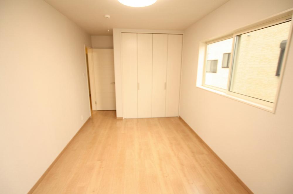 Other introspection. 4 rooms in total second floor. Closet with in each room. It can be a lot of storage to 1 tatami some closet