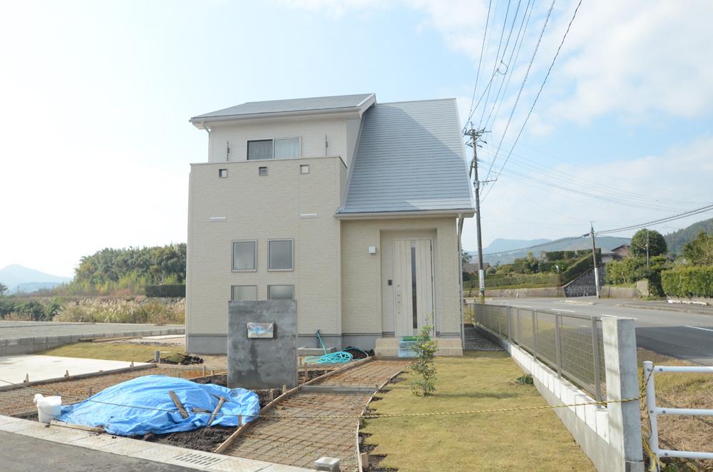 Local appearance photo. National highway is Route 3 Kumanojo bypass around the good location