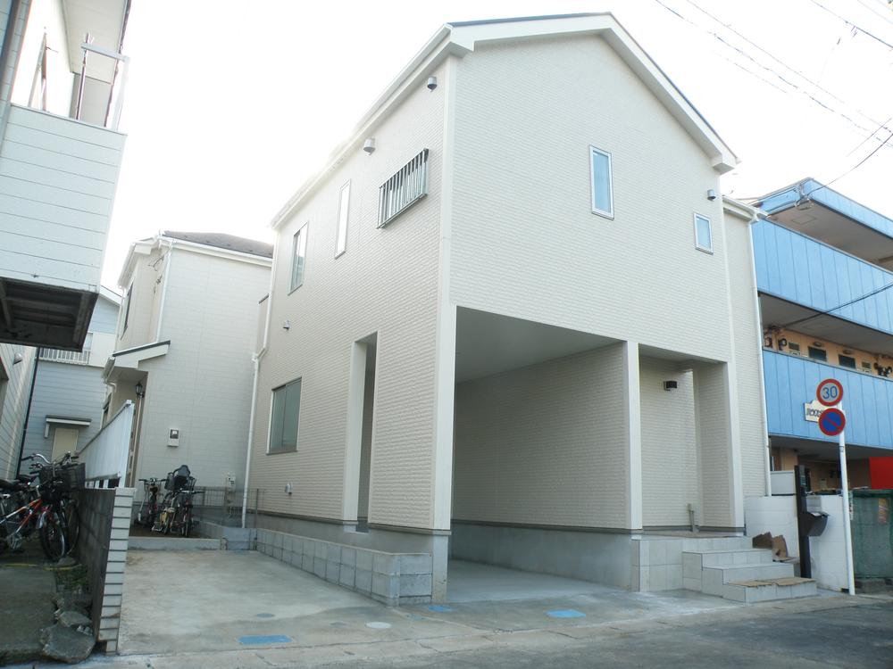 Building plan example (exterior photos). Building plan example (G No. land) Building Price      9,820,000 yen, Building area 92.74 sq m
