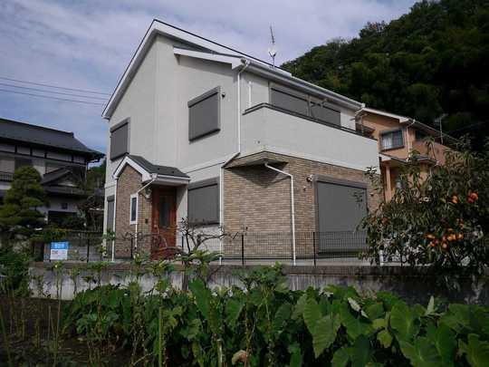 Local appearance photo. Heisei 20 years built Built in shallow renovated house. Car space there site area 52 square meters is also possible three.