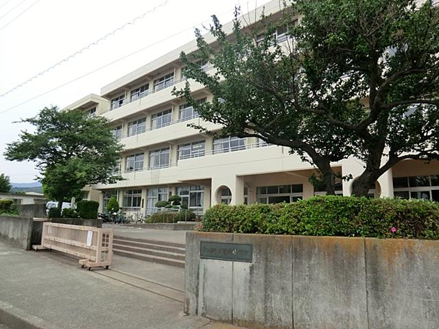 Primary school. Aikawa 1400m to stand Sugawara Elementary School