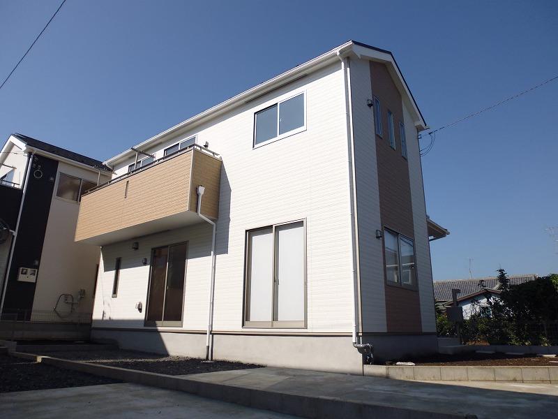 Local appearance photo. Local (10 May 2013) shooting Building 2