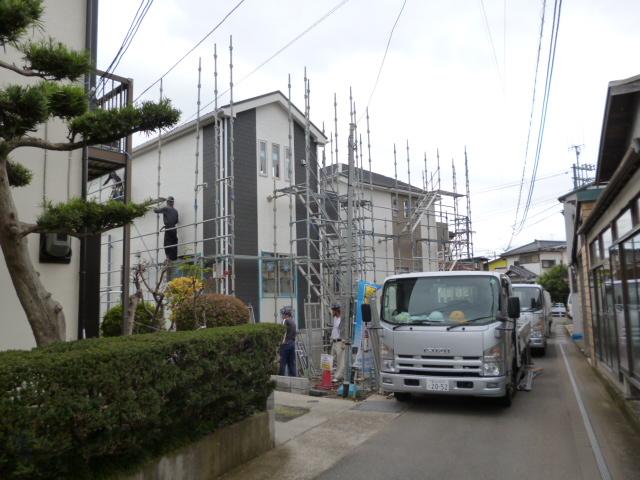 Local photos, including front road. Local (October 21, 2013) Shooting