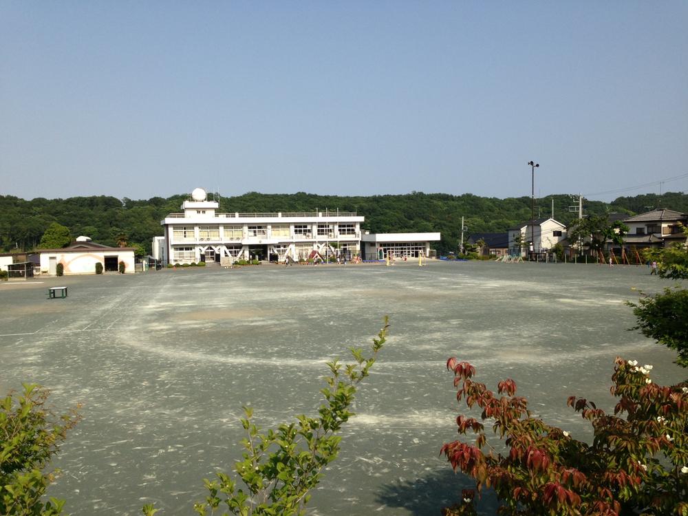 Primary school. Inokuchi until elementary school 175m