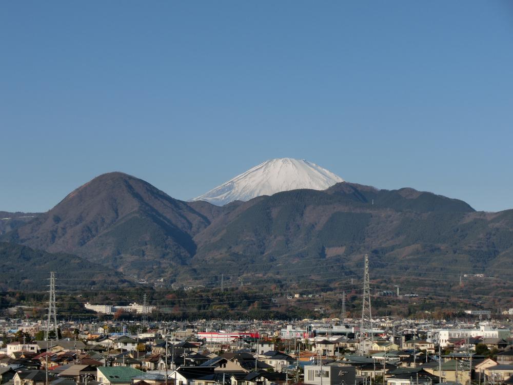 View photos from the dwelling unit. Dwelling unit position of the views from the living room to Fuji from Tanzawa.  ※ December 2013 shooting