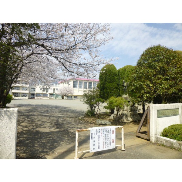 Primary school. 1077m to Kaisei Municipal Kaisei elementary school (elementary school)