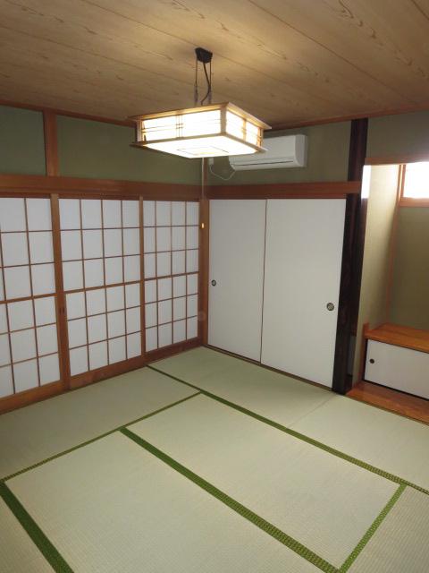 Non-living room. First floor Japanese-style room 8 is between the tatami. This room is, It is equipped with air conditioning.