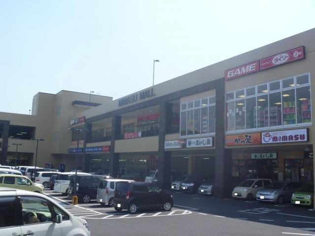Other. Supermarket Three benefit Mall Food ・ pharmacy ・ Beauty salon ・ restaurant ・ Game Center, etc..